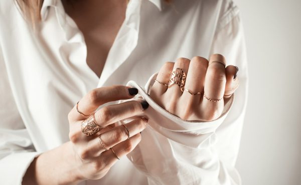 Exploring Classic Jewelry Styles That Never Go Out of Fashion